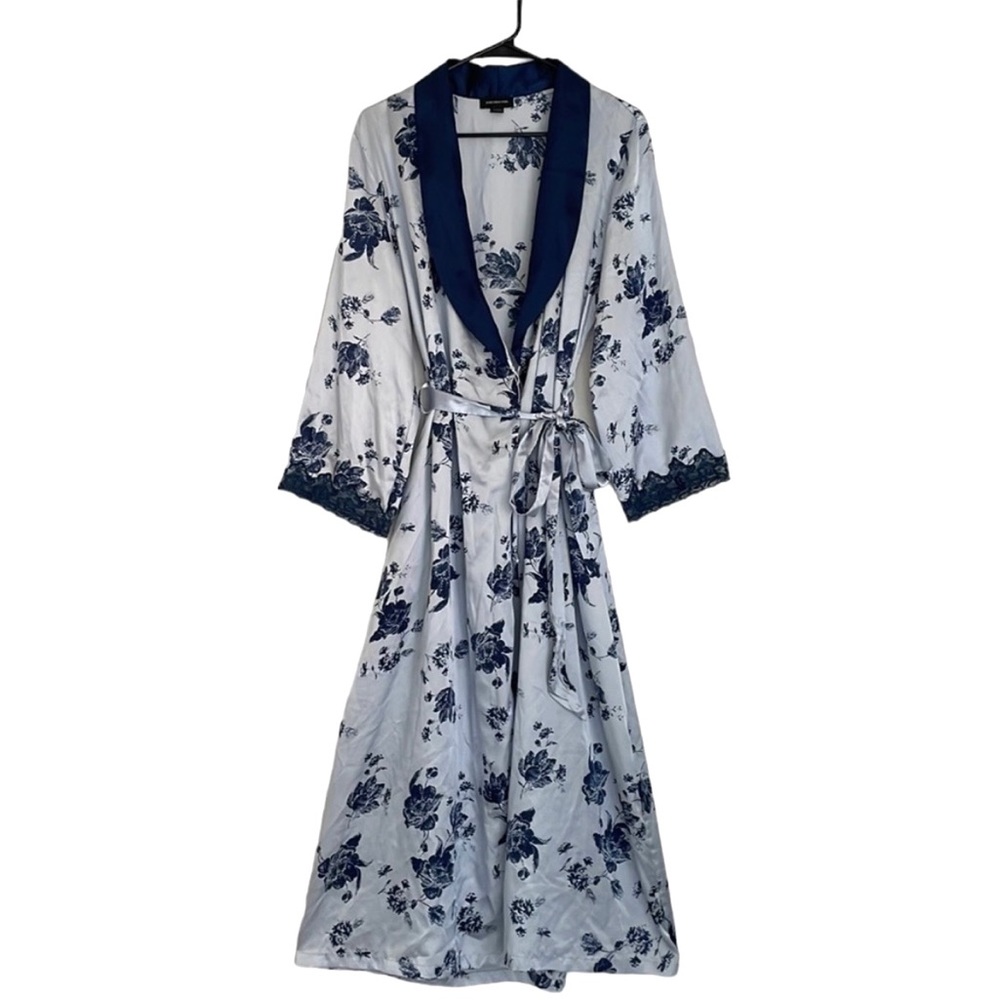 Jones New York Navy Floral Robe